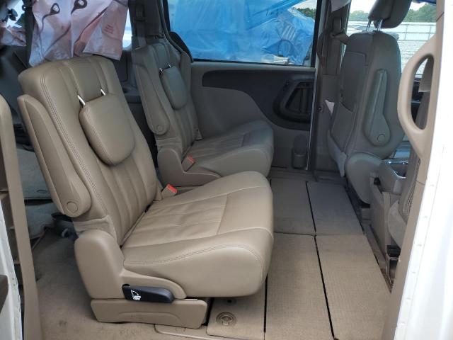 Photo 5 VIN: 2C4RC1BG4DR747689 - CHRYSLER TOWN & COU 