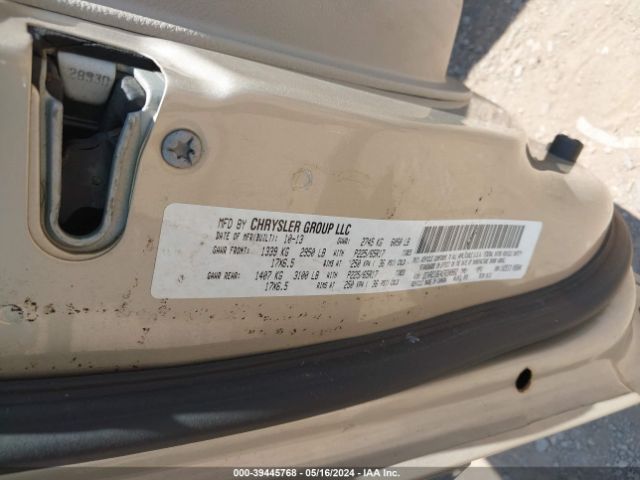 Photo 8 VIN: 2C4RC1BG4ER208362 - CHRYSLER TOWN & COUNTRY 