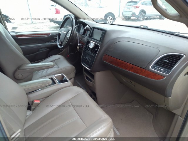 Photo 4 VIN: 2C4RC1BG4ER215795 - CHRYSLER TOWN & COUNTRY 