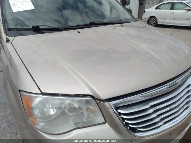 Photo 5 VIN: 2C4RC1BG4ER215795 - CHRYSLER TOWN & COUNTRY 