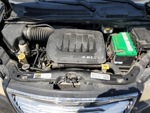 Photo 11 VIN: 2C4RC1BG4ER217563 - CHRYSLER TOWN & COU 