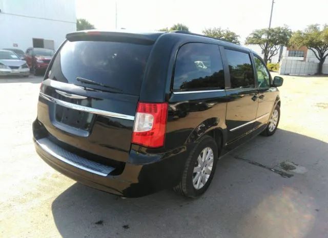 Photo 3 VIN: 2C4RC1BG4ER217563 - CHRYSLER TOWN & COU 