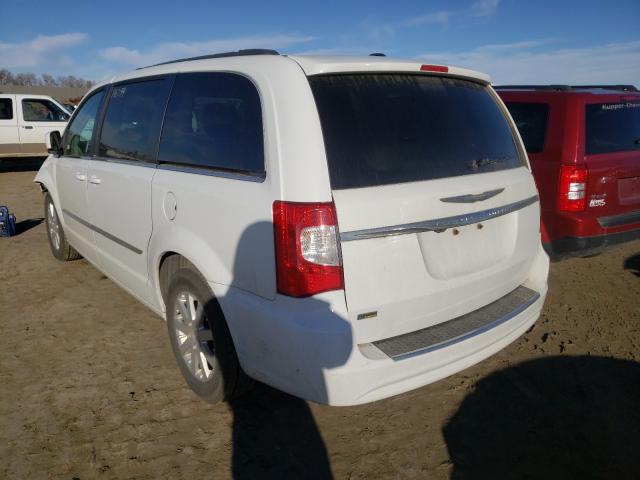 Photo 2 VIN: 2C4RC1BG4ER217627 - CHRYSLER TOWN & COU 