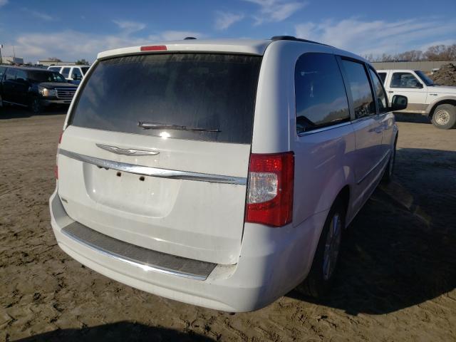 Photo 3 VIN: 2C4RC1BG4ER217627 - CHRYSLER TOWN & COU 