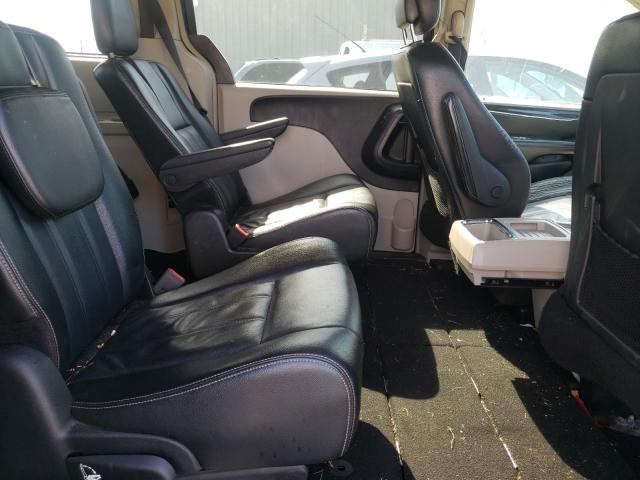 Photo 5 VIN: 2C4RC1BG4ER256010 - CHRYSLER TOWN &AMP COU 