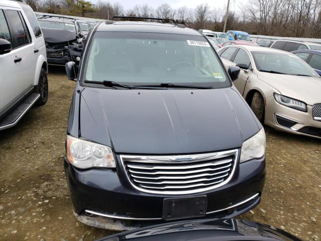 Photo 4 VIN: 2C4RC1BG4ER278010 - CHRYSLER TOWN & COU 