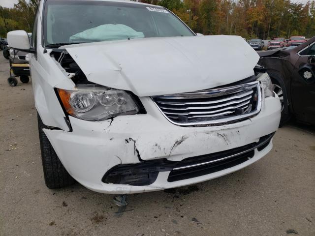 Photo 8 VIN: 2C4RC1BG4ER294871 - CHRYSLER TOWN &AMP COU 