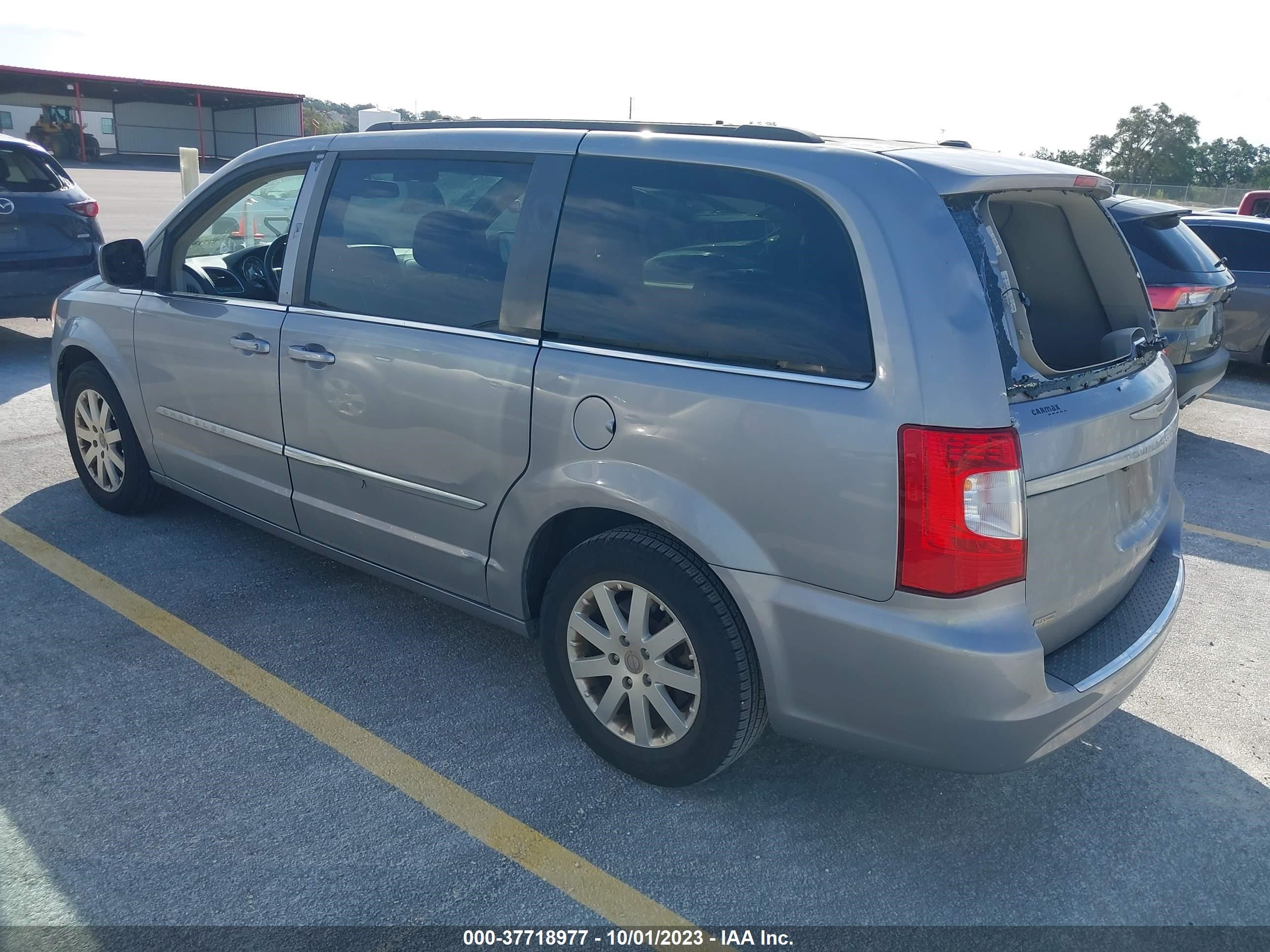 Photo 2 VIN: 2C4RC1BG4ER381752 - CHRYSLER TOWN & COUNTRY 