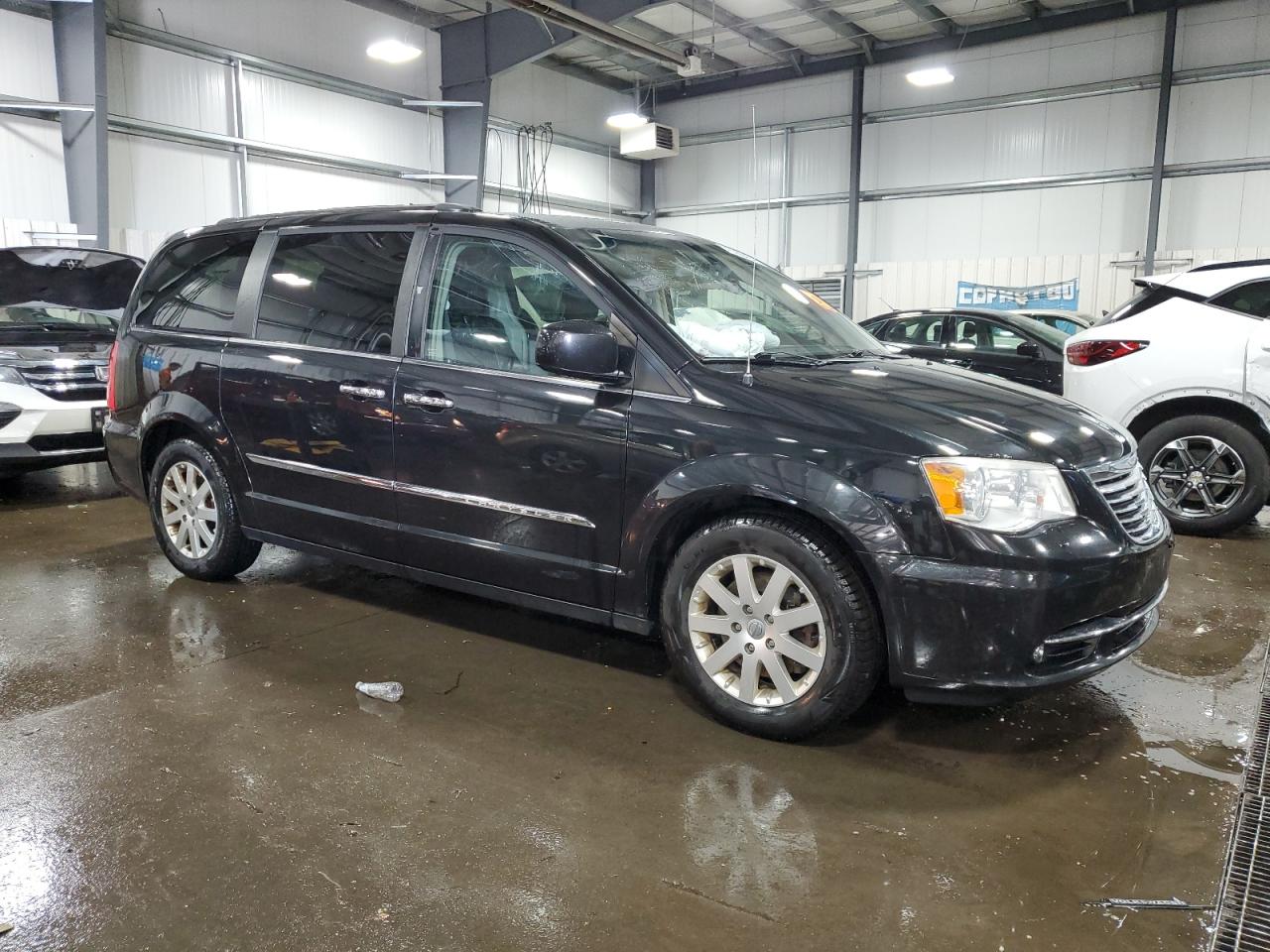 Photo 3 VIN: 2C4RC1BG4FR505634 - CHRYSLER TOWN & COUNTRY 