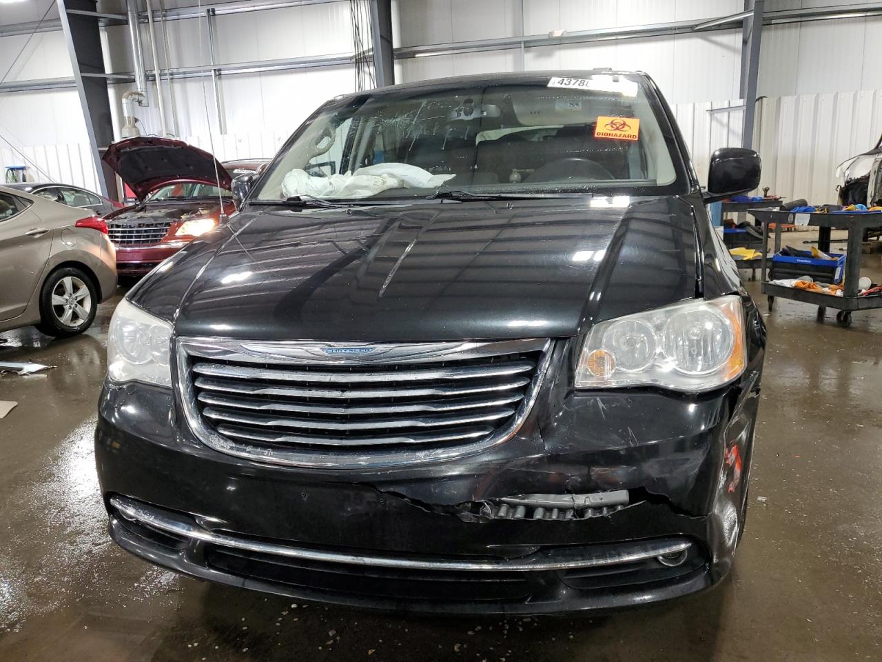 Photo 4 VIN: 2C4RC1BG4FR505634 - CHRYSLER TOWN & COUNTRY 