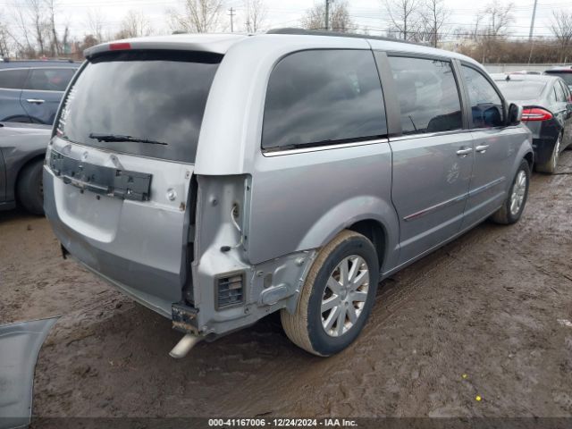 Photo 3 VIN: 2C4RC1BG4FR577210 - CHRYSLER TOWN AND COUNTRY 