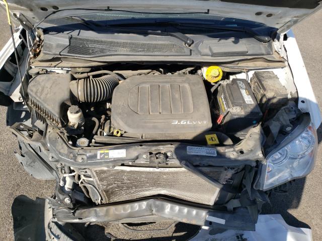 Photo 6 VIN: 2C4RC1BG4FR587834 - CHRYSLER TOWN &AMP COU 