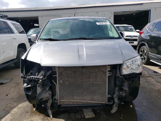 Photo 4 VIN: 2C4RC1BG4FR610867 - CHRYSLER TOWN & COU 