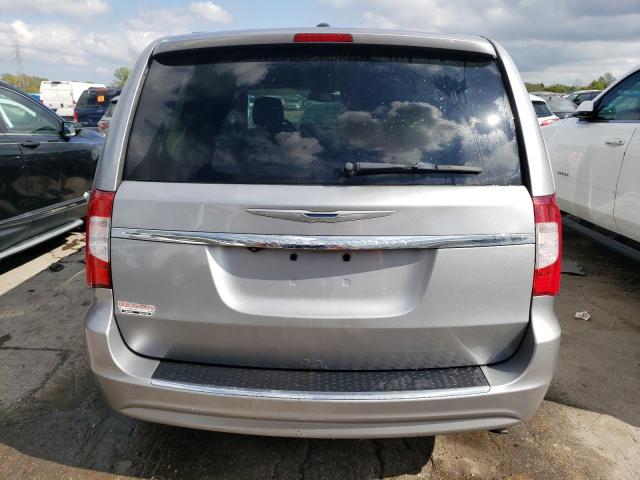 Photo 5 VIN: 2C4RC1BG4FR610867 - CHRYSLER TOWN & COU 