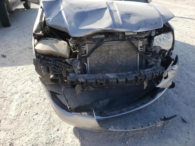 Photo 8 VIN: 2C4RC1BG4FR695144 - CHRYSLER TOWN &AMP COU 