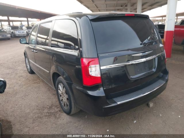 Photo 2 VIN: 2C4RC1BG4FR711715 - CHRYSLER TOWN AND COUNTRY 