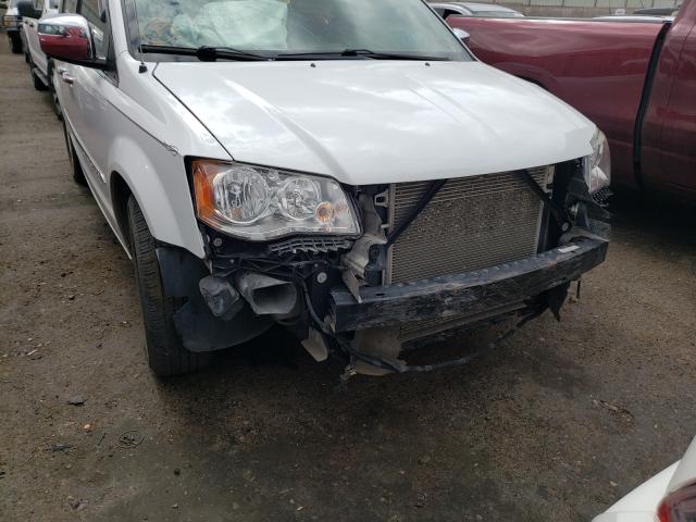 Photo 8 VIN: 2C4RC1BG4FR740406 - CHRYSLER TOWN &AMP COU 