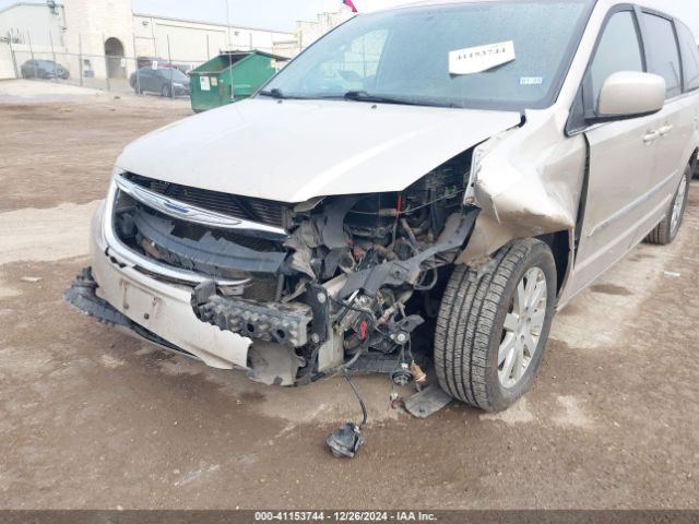 Photo 5 VIN: 2C4RC1BG4GR129129 - CHRYSLER TOWN AND COUNTRY 
