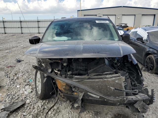 Photo 4 VIN: 2C4RC1BG4GR135528 - CHRYSLER TOWN & COU 