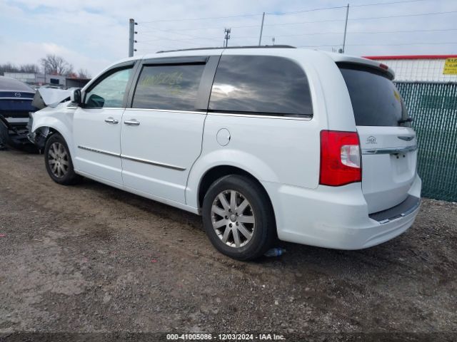 Photo 2 VIN: 2C4RC1BG4GR166164 - CHRYSLER TOWN AND COUNTRY 