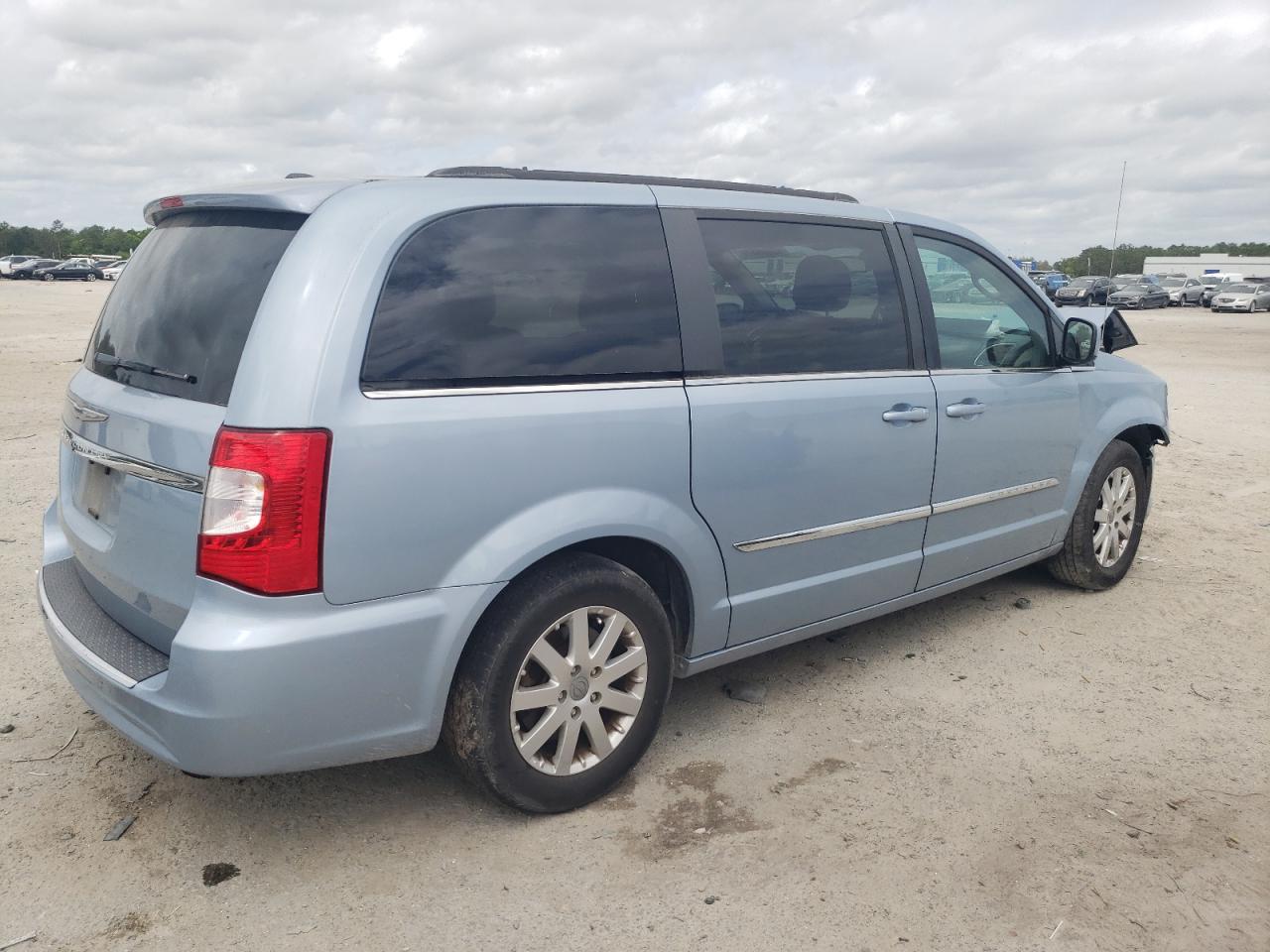 Photo 2 VIN: 2C4RC1BG4GR268659 - CHRYSLER TOWN & COUNTRY 