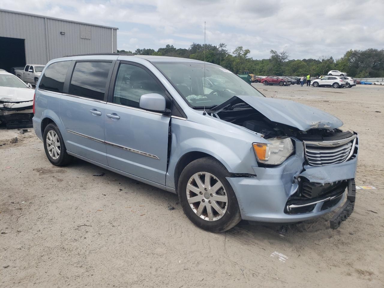 Photo 3 VIN: 2C4RC1BG4GR268659 - CHRYSLER TOWN & COUNTRY 