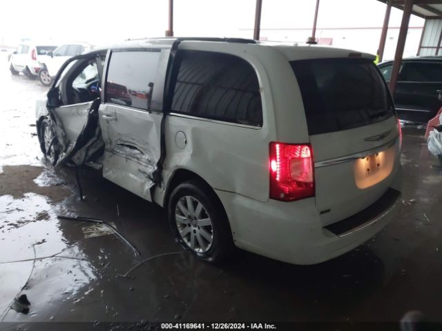 Photo 2 VIN: 2C4RC1BG4GR301319 - CHRYSLER TOWN AND COUNTRY 