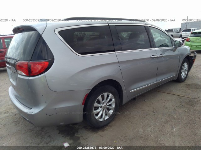 Photo 3 VIN: 2C4RC1BG4HR532593 - CHRYSLER PACIFICA 