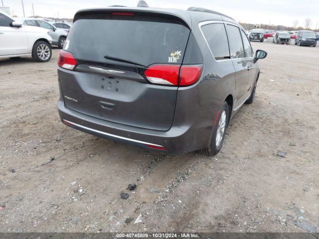 Photo 3 VIN: 2C4RC1BG4HR537826 - CHRYSLER PACIFICA 