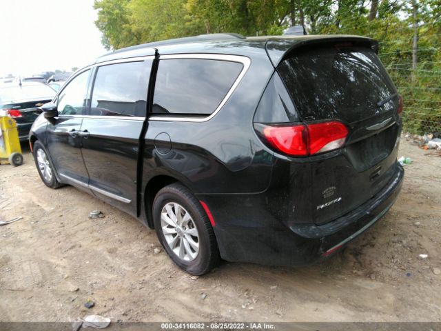 Photo 2 VIN: 2C4RC1BG4HR583480 - CHRYSLER PACIFICA 