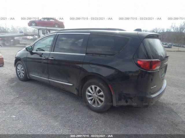 Photo 2 VIN: 2C4RC1BG4HR599047 - CHRYSLER PACIFICA 