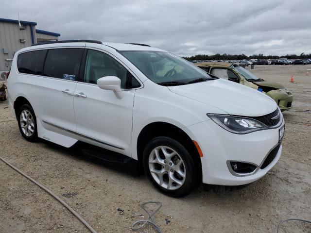 Photo 3 VIN: 2C4RC1BG4HR713158 - CHRYSLER PACIFICA 