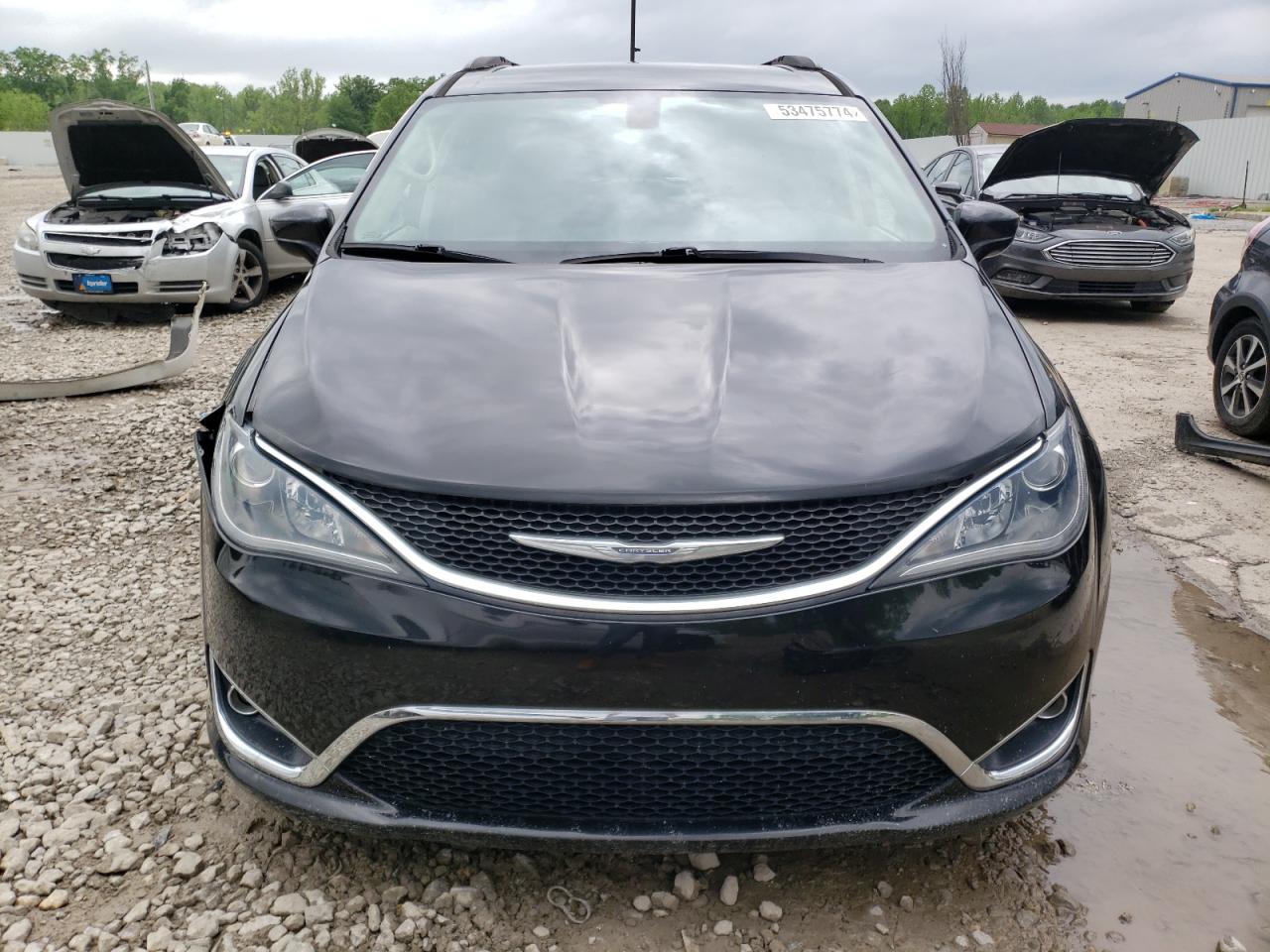 Photo 4 VIN: 2C4RC1BG4HR739307 - CHRYSLER PACIFICA 