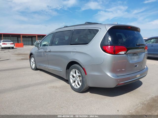 Photo 2 VIN: 2C4RC1BG4HR826799 - CHRYSLER PACIFICA 