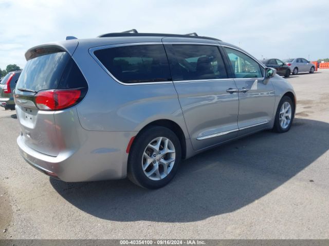 Photo 3 VIN: 2C4RC1BG4HR826799 - CHRYSLER PACIFICA 