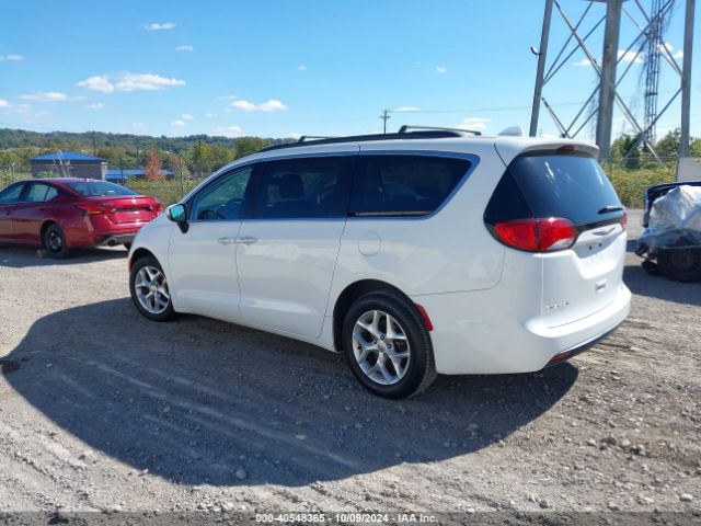 Photo 2 VIN: 2C4RC1BG4HR832327 - CHRYSLER PACIFICA 