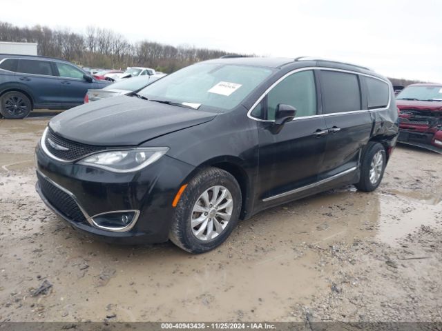 Photo 1 VIN: 2C4RC1BG4JR142633 - CHRYSLER PACIFICA 