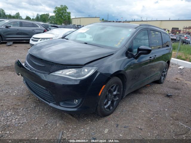 Photo 1 VIN: 2C4RC1BG4JR158587 - CHRYSLER PACIFICA 