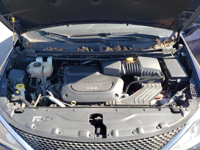 Photo 11 VIN: 2C4RC1BG4JR217377 - CHRYSLER PACIFICA 