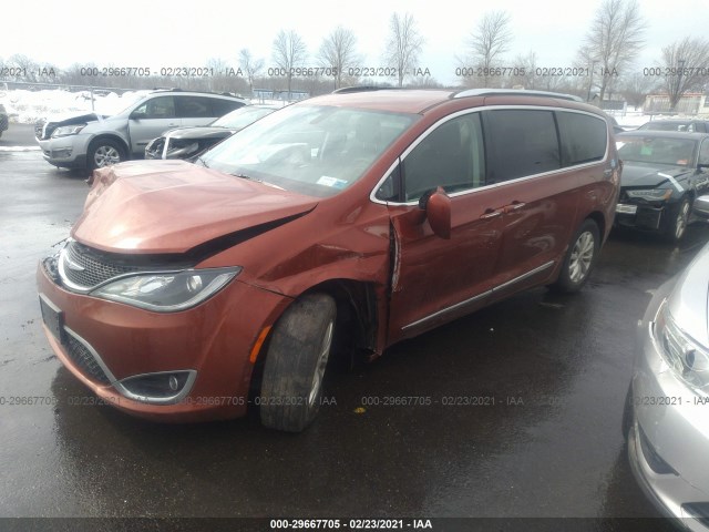 Photo 1 VIN: 2C4RC1BG4JR331265 - CHRYSLER PACIFICA 