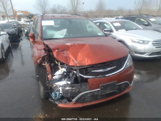 Photo 5 VIN: 2C4RC1BG4JR331265 - CHRYSLER PACIFICA 