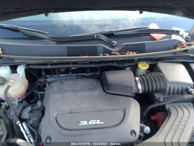 Photo 9 VIN: 2C4RC1BG4JR354755 - CHRYSLER PACIFICA 