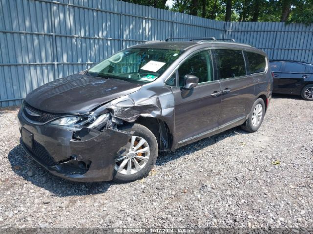 Photo 1 VIN: 2C4RC1BG4JR356179 - CHRYSLER PACIFICA 