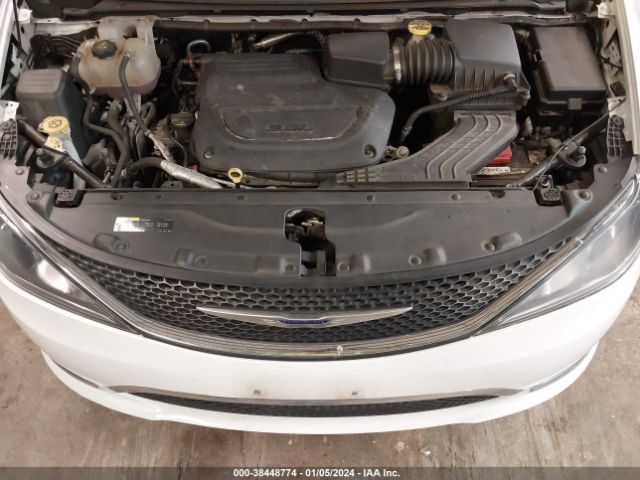 Photo 9 VIN: 2C4RC1BG4KR668665 - CHRYSLER PACIFICA 