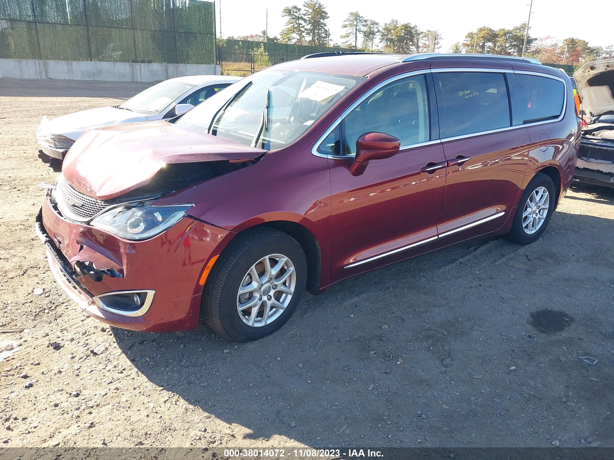 Photo 1 VIN: 2C4RC1BG4LR285536 - CHRYSLER PACIFICA 