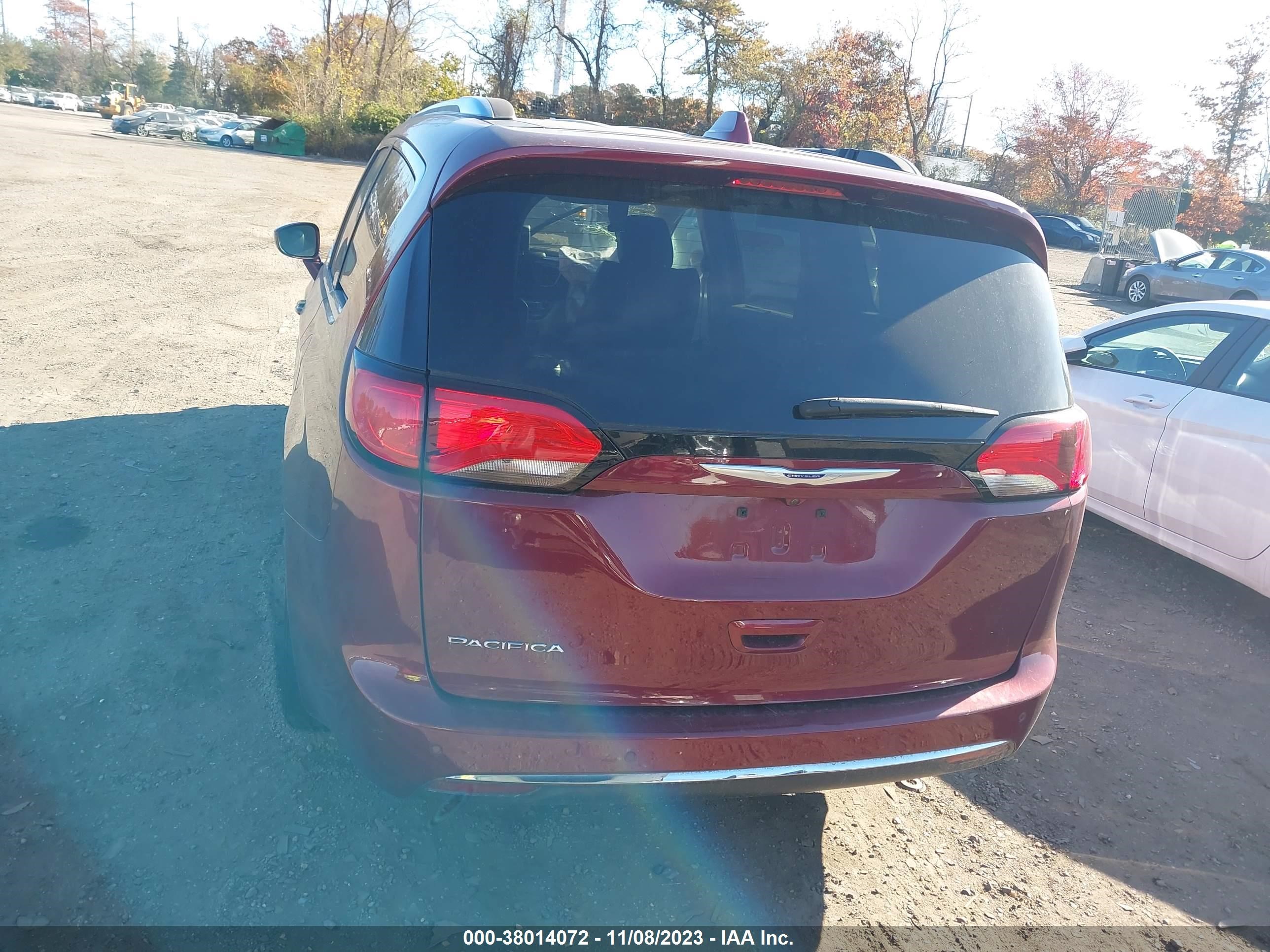 Photo 15 VIN: 2C4RC1BG4LR285536 - CHRYSLER PACIFICA 