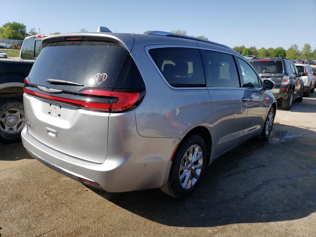 Photo 2 VIN: 2C4RC1BG4MR504920 - CHRYSLER PACIFICA 