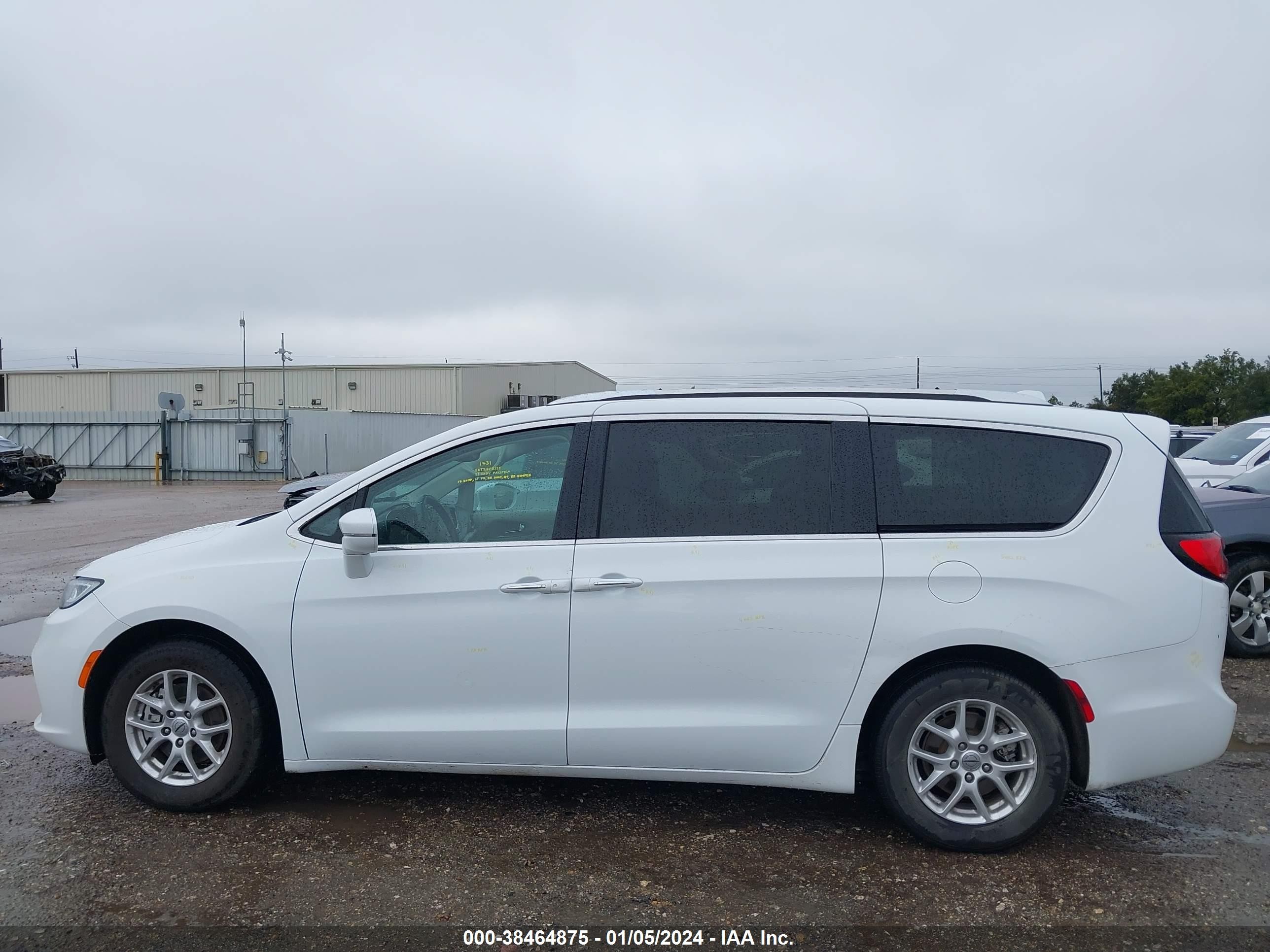 Photo 13 VIN: 2C4RC1BG4MR552627 - CHRYSLER PACIFICA 