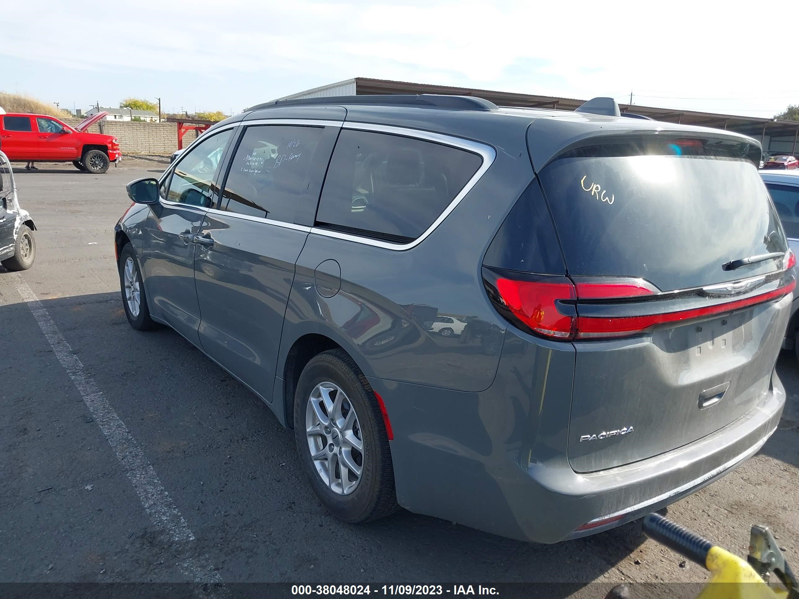 Photo 2 VIN: 2C4RC1BG4NR177050 - CHRYSLER PACIFICA 