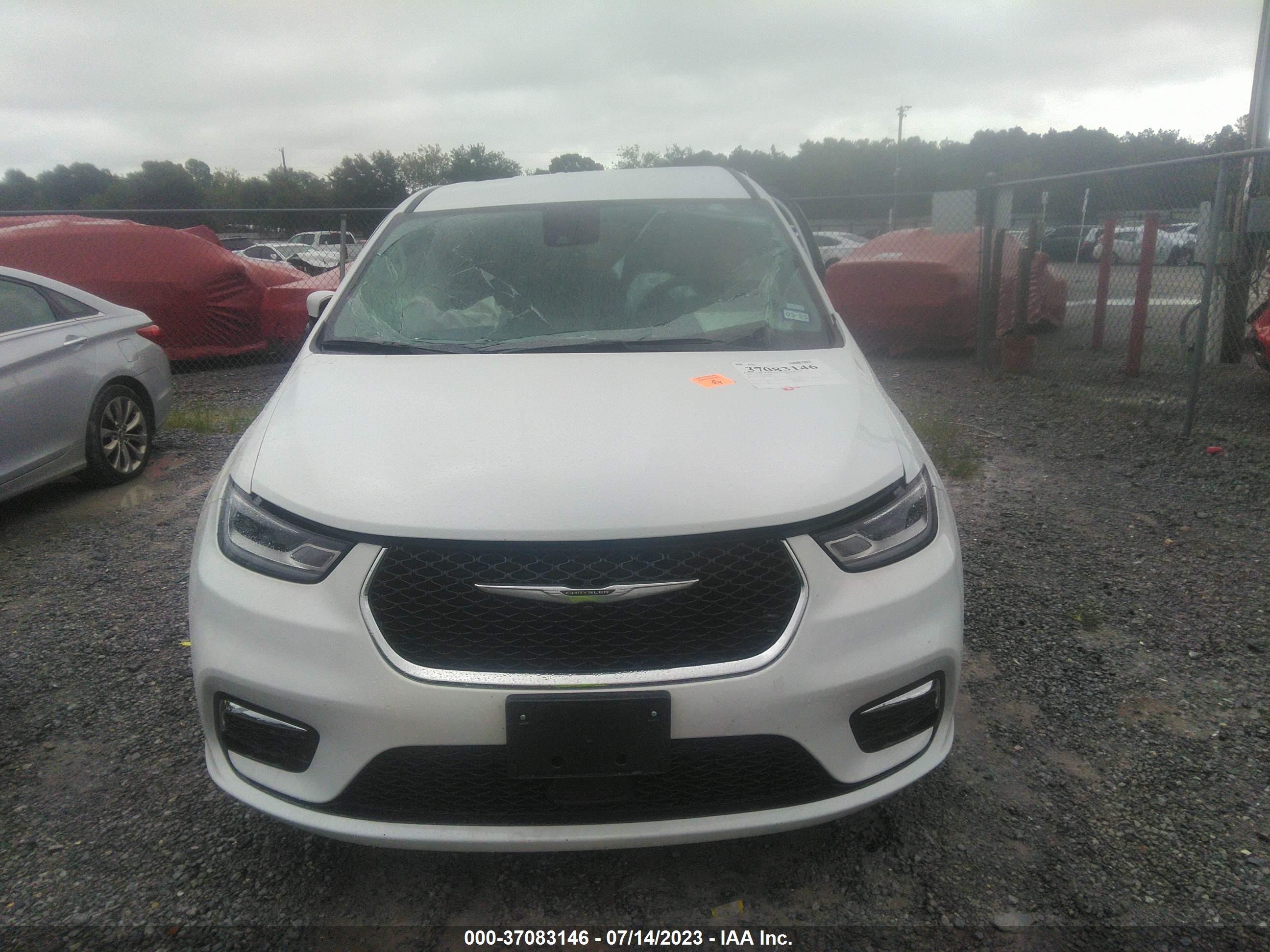 Photo 10 VIN: 2C4RC1BG4PR532527 - CHRYSLER PACIFICA 